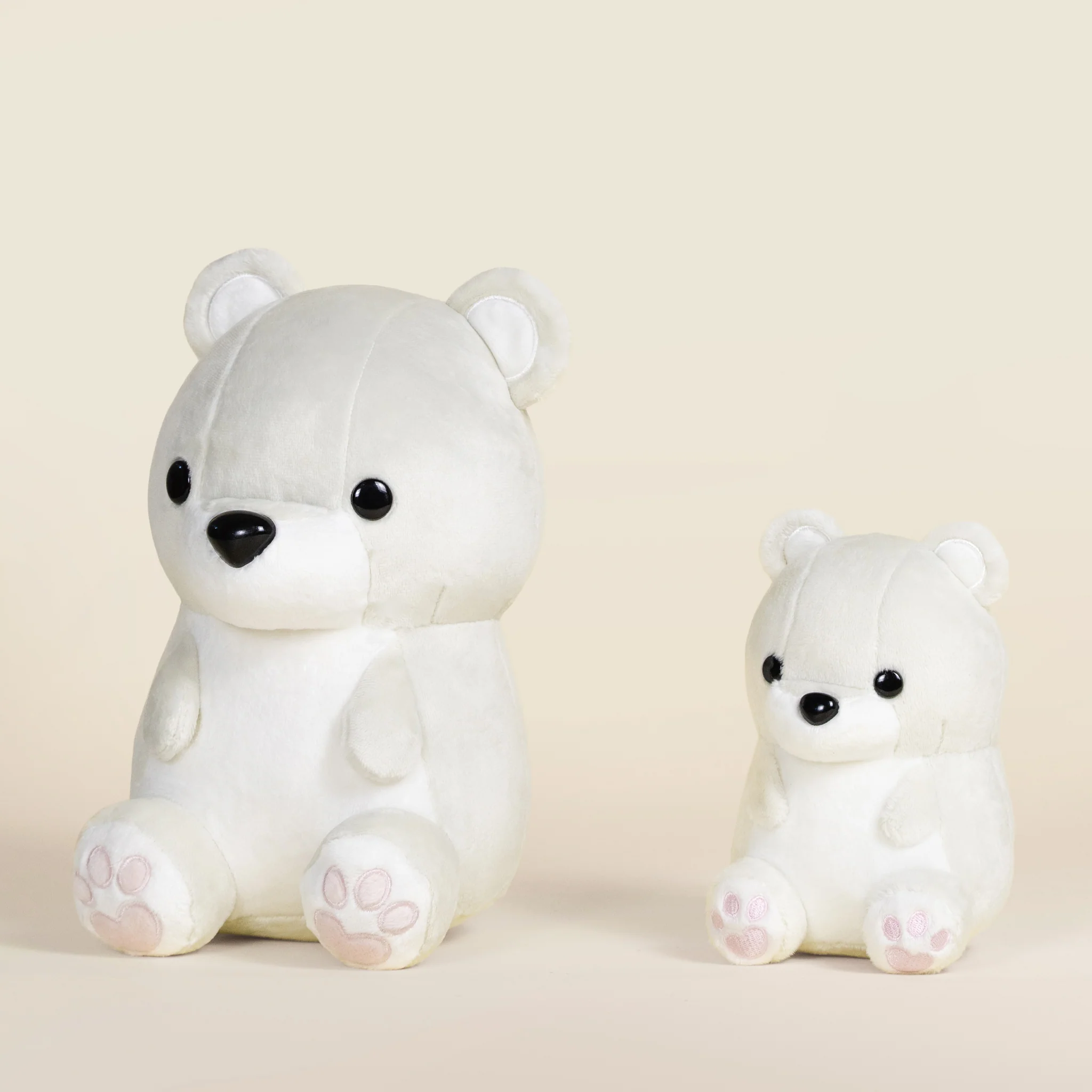 Mini Poli the Polar Bear - Image 11